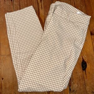 Old Navy Pixie Pant Size 14